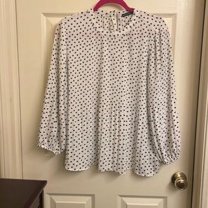 Pleaded blouse white and black Adriana papell